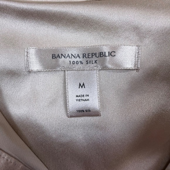 Banana Republic Serenade Silk Dolman Tunic Beige Champagne 100% Silk Blouse Sz M - Picture 4 of 8